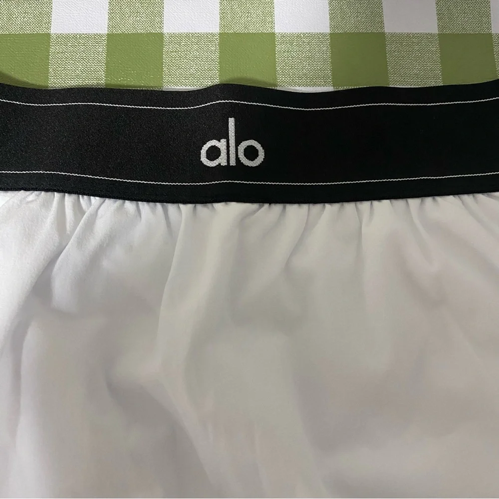 ALO Yoga Black and White Skirt